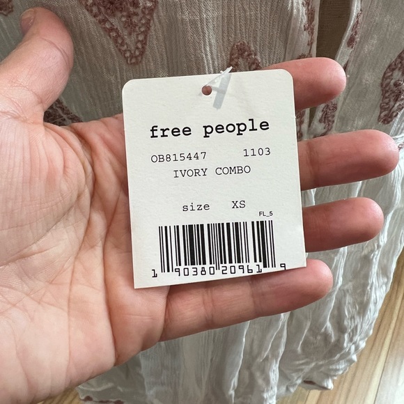 White Embroidered Free People Top - Picture 4 of 4